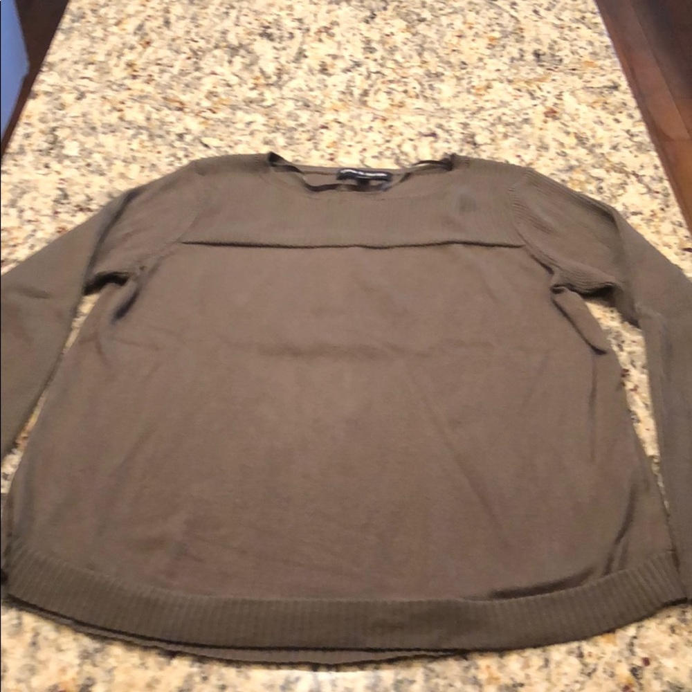Sweater long sleeve olive green